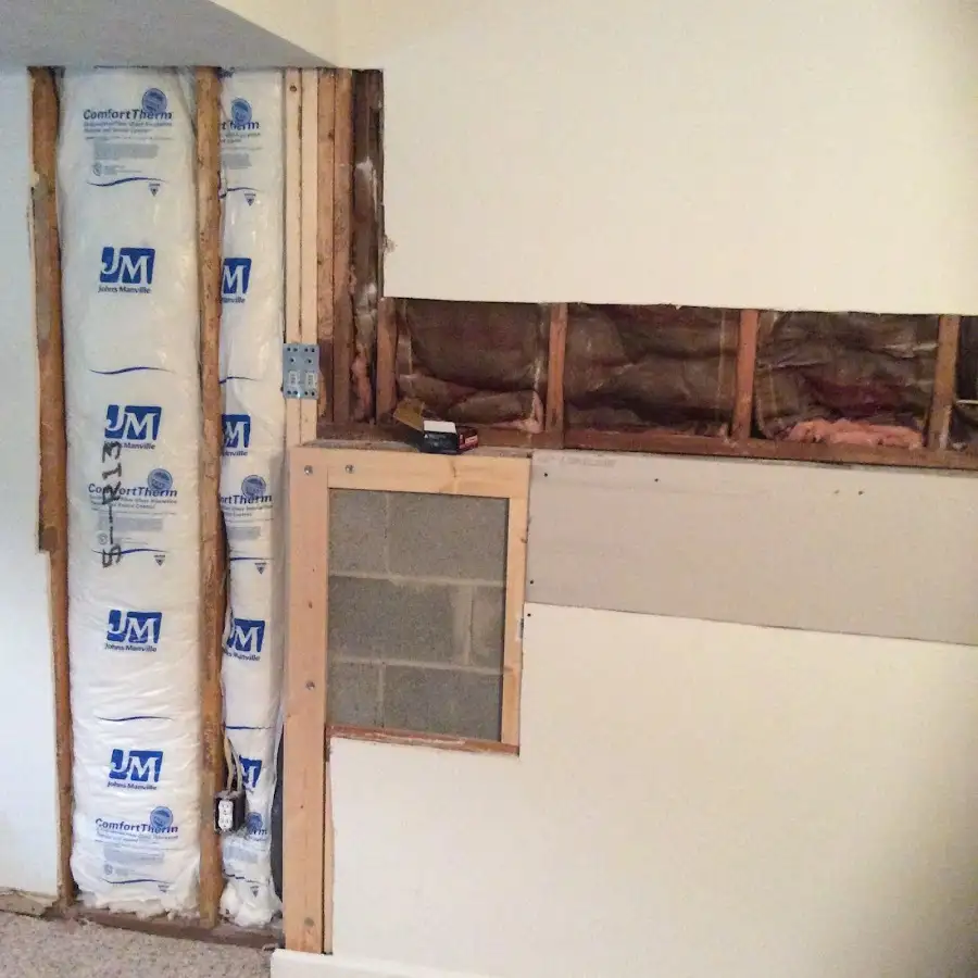 Wall insulation replacement during Structural Drying in Winnetka